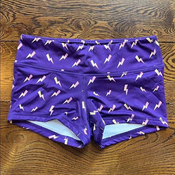 FLEO OG Low Rise Patterned Shorts Bundle - Picture 6 of 7